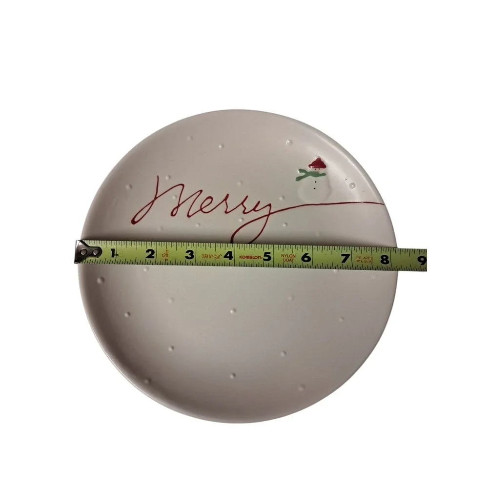 Hallmark Round Merry Plate 8